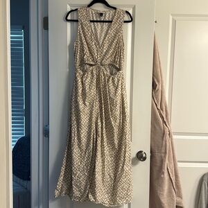 Universal Threads Dress